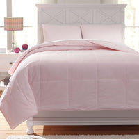 Plainfield Comforter Set-Jennifer Furniture